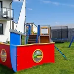 Bursztynowa Rosa & Wypozyczalnia Rowerow Elektrycznych 3* Леба