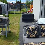 Penzion Bursztynowa Rosa & Wypozyczalnia Rowerow Elektrycznych 3*